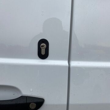 Rear Twin Door Hook Lock