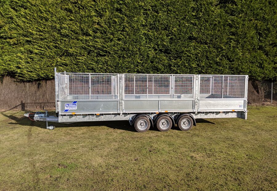 Ifor Williams LM186T Flat Bed Trailer with Sides & Mesh