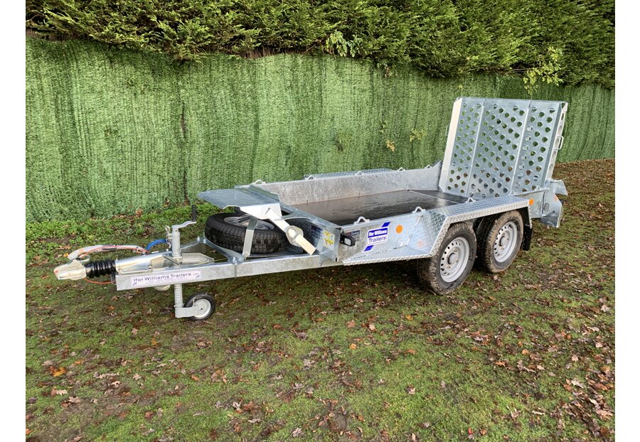 Photo of Ifor Williams GH94 Beavertail Plant Trailer With 3'9" Ramp