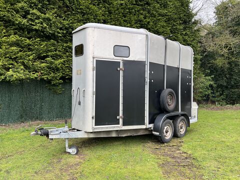 Photo of Used Ifor Williams HB510 Black Double Horse Trailer