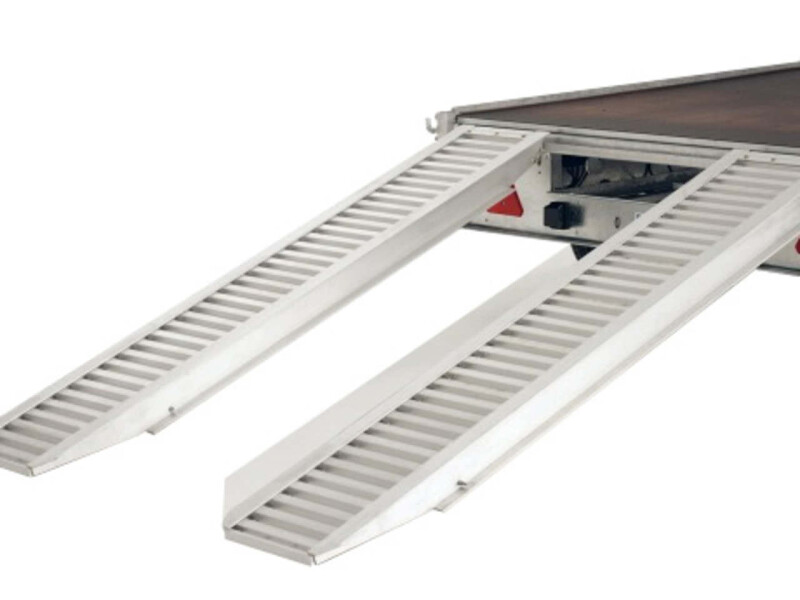 Ifor Williams Pair 6ft Aluminium Loading Ramps / Skids - KX5596