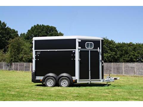 Ifor Williams HB506 Double Horse Trailer - Black