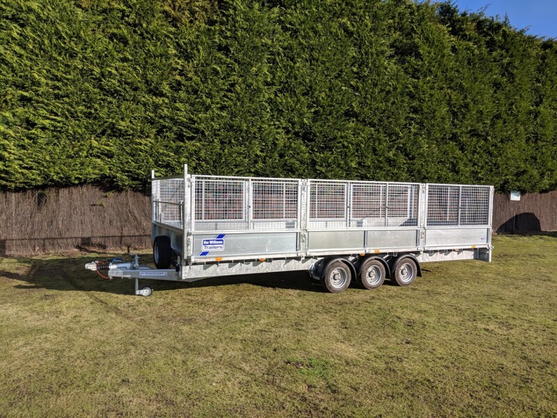 Ifor Williams LM186T Flat Bed Trailer with Sides & Mesh