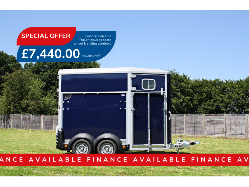 Ifor Williams HB506 Double Horse Trailer - Blue