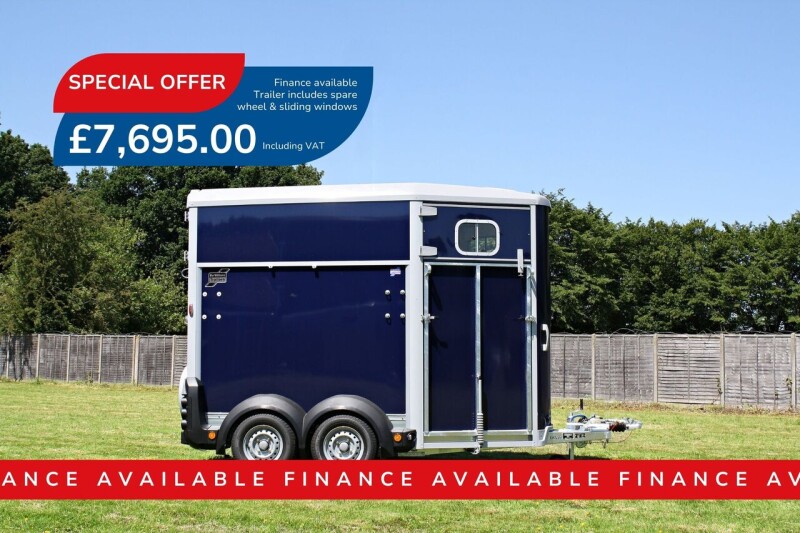 Ifor Williams HB506 Double Horse Trailer - Blue