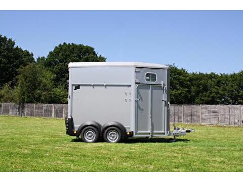 Ifor Williams HB511 Double Horse Trailer - Silver