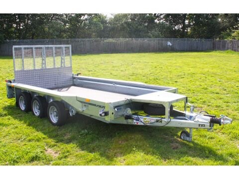 Ifor Williams GX126 Ramp Tri Axle Plant Trailer