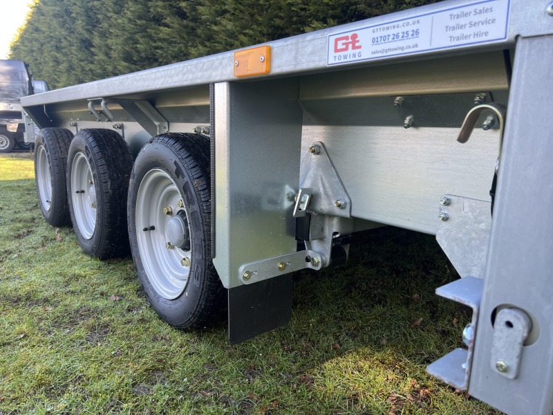 Ifor Williams GX126 Ramp Tri Axle Plant Trailer