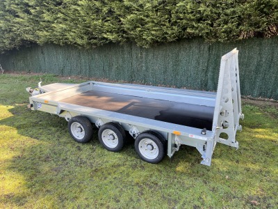 Ifor Williams GX126 Ramp Tri Axle Plant Trailer