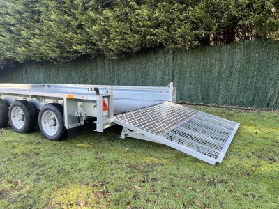 Ifor Williams GX126 Ramp Tri Axle Plant Trailer