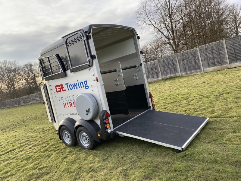   Ifor Williams HBX506 Double Horse Trailer Hire (HB22)