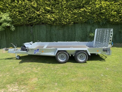 Ifor Williams GH126 Beavertail Plant Trailer with Ramp