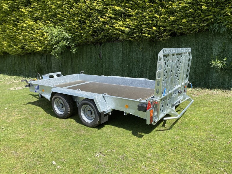 Ifor Williams GH126 Beavertail Plant Trailer with Ramp