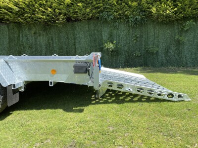 Ifor Williams GH126BT Beavertail Plant Trailer with Ramp