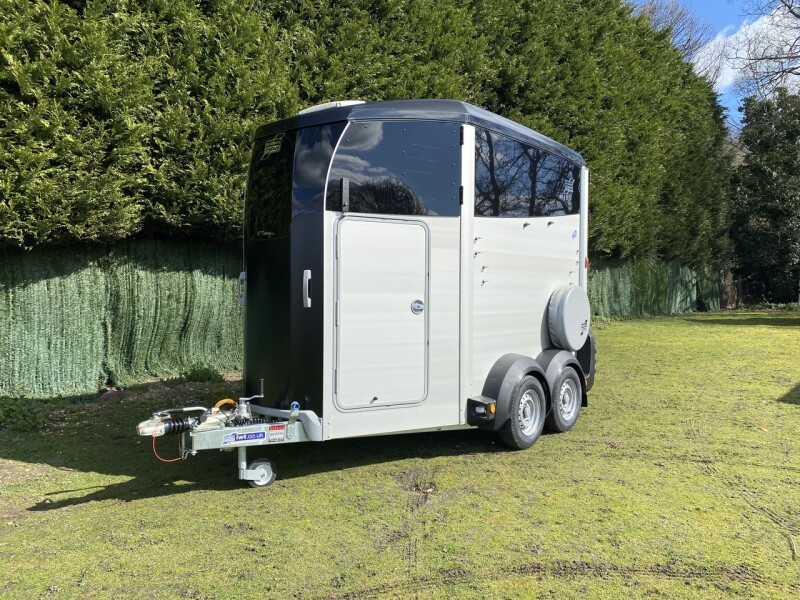 Ifor Williams HBX506 Double Horse Trailer