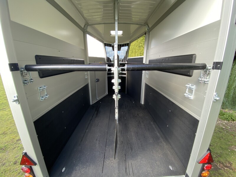 Ifor Williams HBX506 Double Horse Trailer