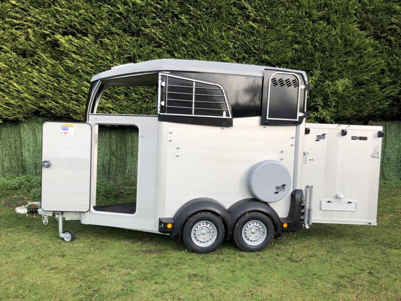 Ifor Williams HBX403 Single Horse Trailer