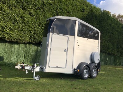 Ifor Williams HBX403 Single Horse Trailer