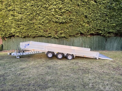 Ifor Williams TB5521-353 Tri-Axle Tiltbed Trailer