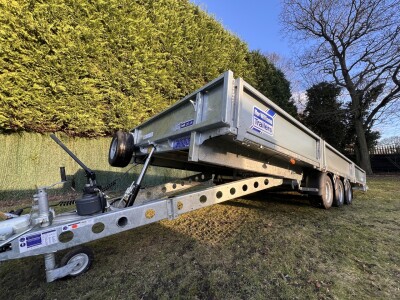 Ifor Williams TB5521-353 Tri-Axle Tiltbed Trailer