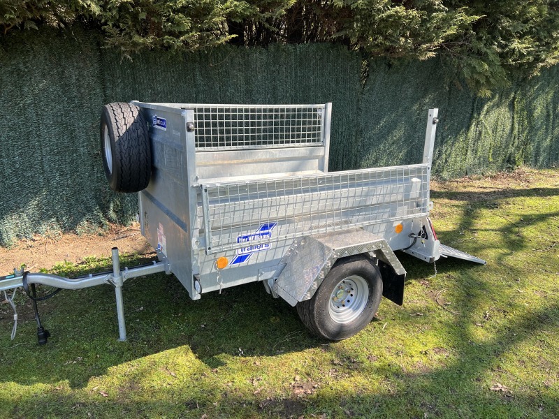 Ifor Williams Q5e Trailer - Ramp