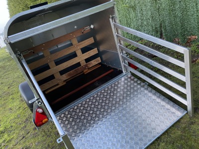 Ifor Williams P7e Ramp Livestock Unbraked Trailer
    