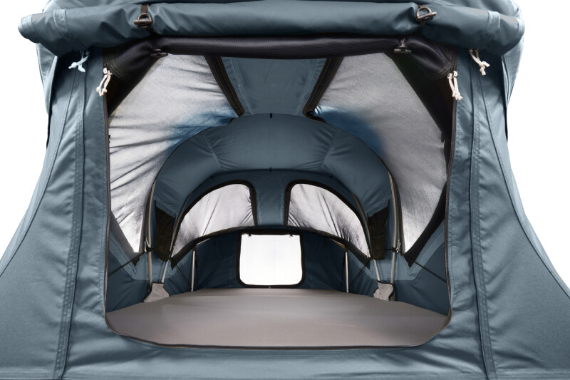 thule_approach_dark_slate_06_901014_high_res_73.jpg