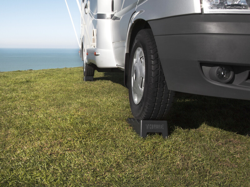 thule_ls_security_levelers_camping_307617_high_res_15.jpg