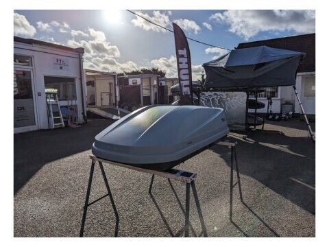 Car roof box second hand sale