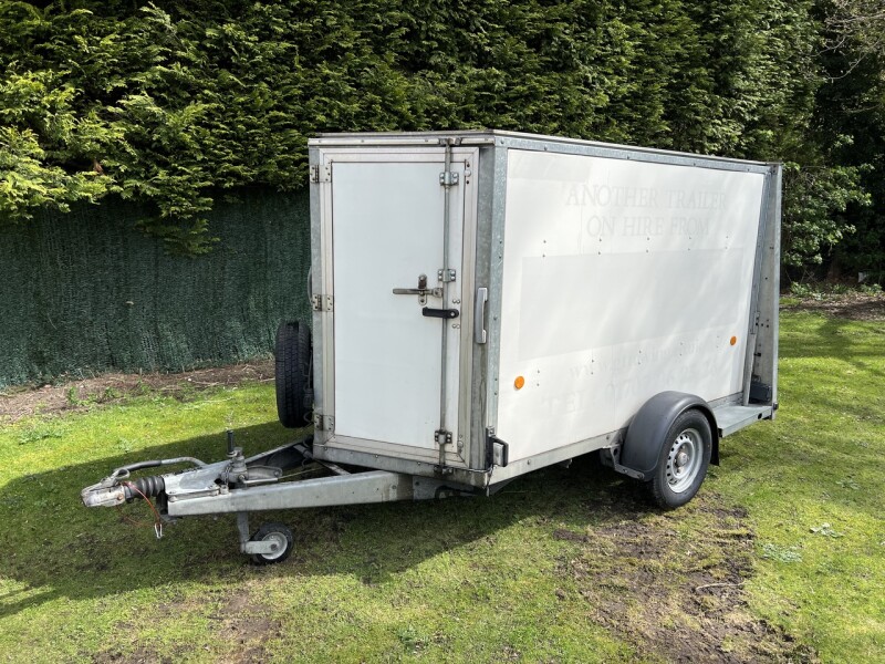 ex-hireiforwilliamsbv85g5hrdoubledoorsenclosedtrailer2_high_res_28.jpg