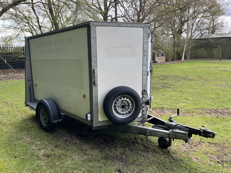 ex-hireiforwilliamsbv85g5hrdoubledoorsenclosedtrailer6_high_res_57.jpg