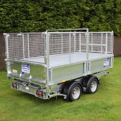 TT3017 Rear with Mesh, Ramps & Light Guards