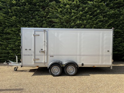 Used Humbaur 4.5m x 1.74m Enclosed Double Insulated Box Trailer