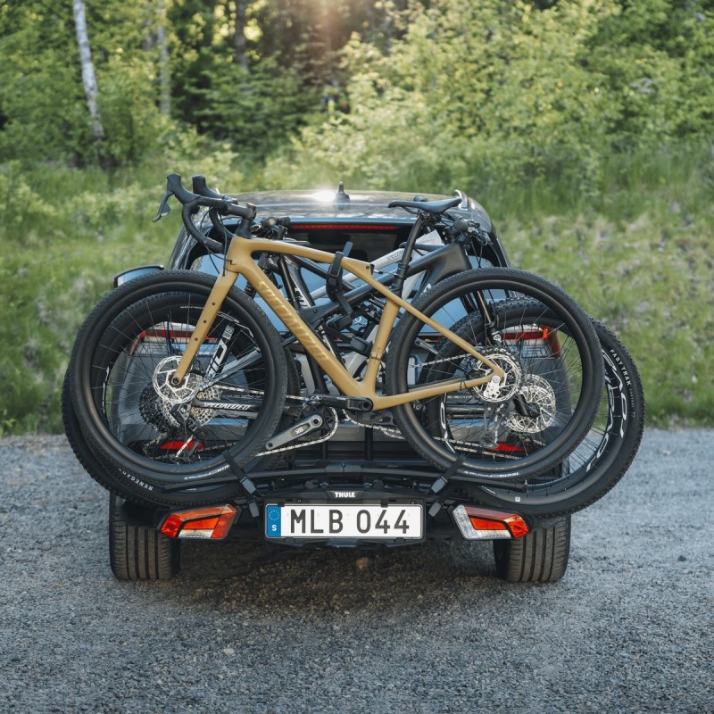 Thule Easyfold 3 2 Bike Carrier front view with 2 bikes on car on towbar