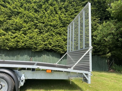 Ifor Williams LM166B Beavertail Flat Bed Trailer with Ramp