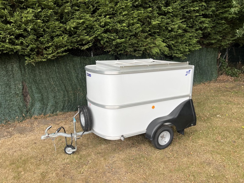 Second Hand Ifor Williams BV64e Enclosed Trailer with Roof Rack