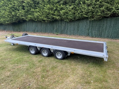  Ifor Williams TB5521-353 Tri-Axle Tiltbed Trailer with Ramps Side Rear