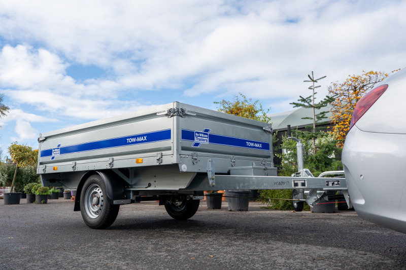 Ifor Williams TM071-2514 Unbraked Tow-Max Trailer Close Up Front