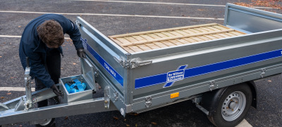 Ifor Williams TM071-2514 Unbraked Tow-Max Trailer Close Up Loading