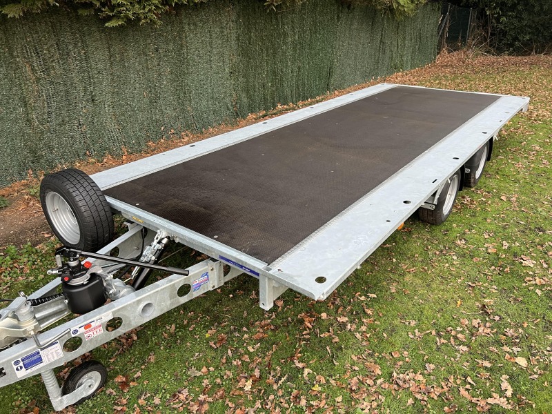 Ifor Williams TB5021-352 Tiltbed Trailer with individual loading ramps stored under-bed