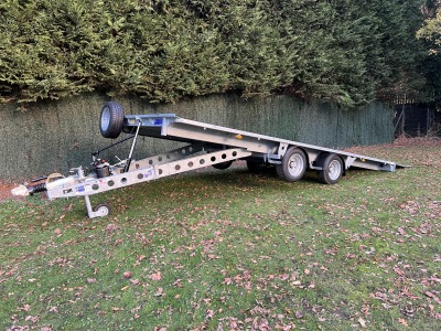 Ifor Williams TB5021-352 Tiltbed Trailer with individual loading ramps stored under-bed