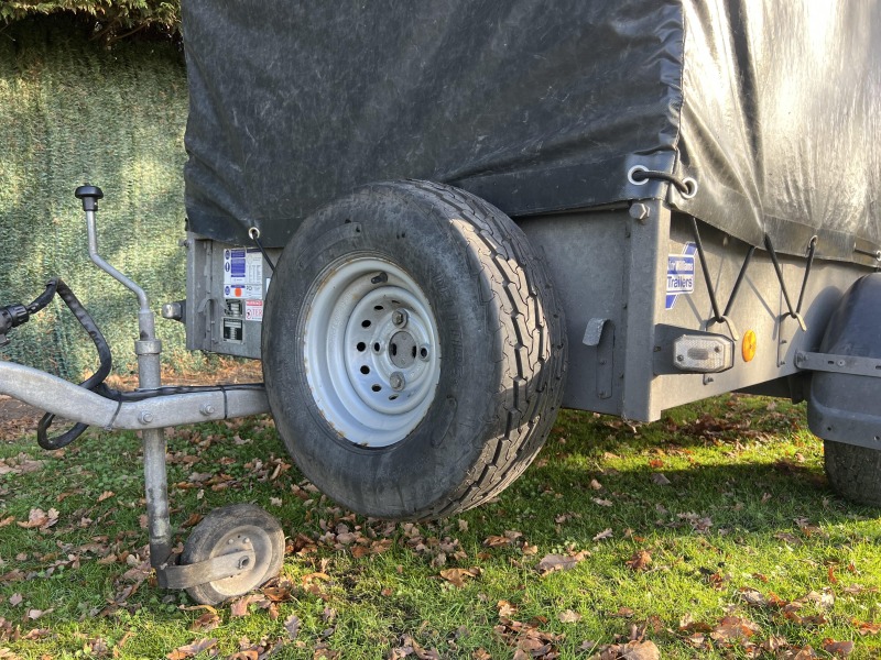 Used Ifor Williams P6e unbraked trailer with ramp, mesh sides and mesh cover