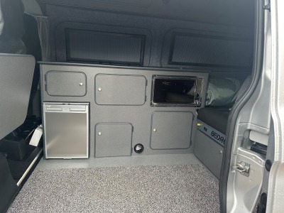 2019 Ford Transit Custom 300 Limited Vamoose camper van interior and exterior
