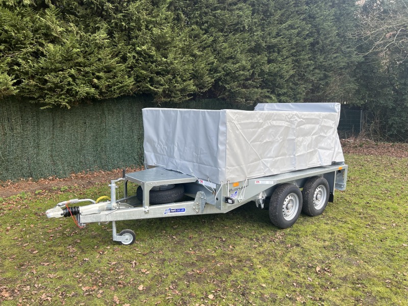 Ifor Williams GX85G grey PVC mesh side cover fitted to plant trailer Corner