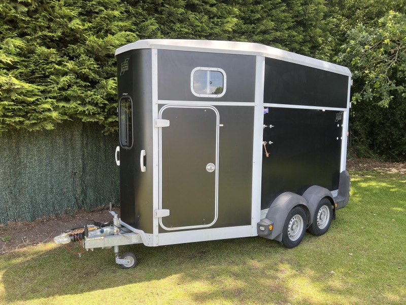 Used Ifor Williams HB511 Horse Trailer Black 2015