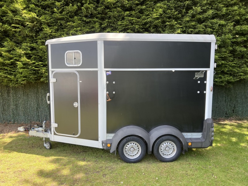 Used Ifor Williams HB511 Horse Trailer Black 2015