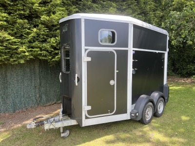 Used 2010 Ifor Williams HB506 Black Double Horse Trailer in Great Condition