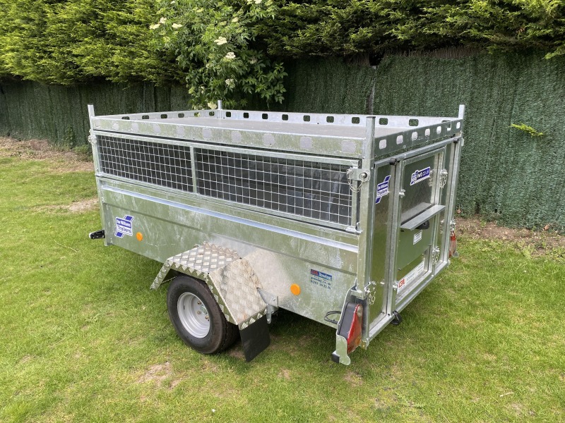 Ifor Williams Q7e / Q7b Roof / Roof Rack Kit - KX8660