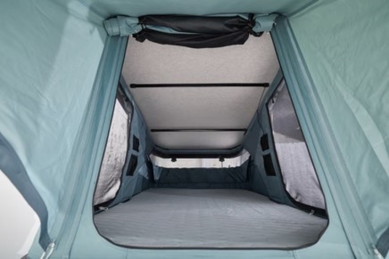 Thule Widesky roof top tent panoramic window and mesh window