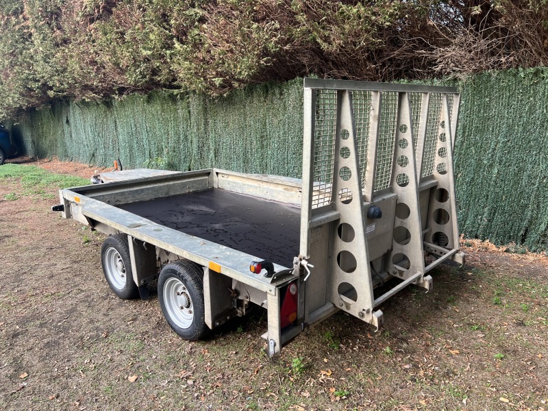 Used Ifor Williams GX106G 3500kg plant trailer with full-width reinforced loading ramp at GT Towing